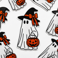 Fournisseur d'usine : Nouveaux motifs de Noël et d'Halloween – Adorables fantômes brodés thermocollants, appliques à repasser, livraison rapide