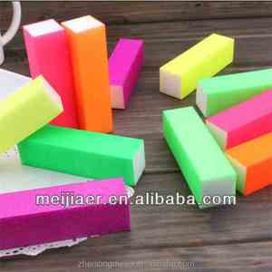 Bloc de polissage <span class=keywords><strong>magique</strong></span> fluorescent blanc à 4 faces, grain 150, <span class=keywords><strong>pour</strong></span> <span class=keywords><strong>ongles</strong></span>, surface sablée, éponge – Meilleures ventes - Product Image 4