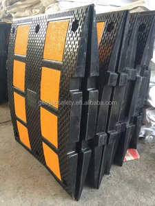 विभिन्न बाहरी आर्थिक पुनर्नवीनीकरण सड़क सुरक्षा उत्पाद रबर गति बम्प - Product Image 4