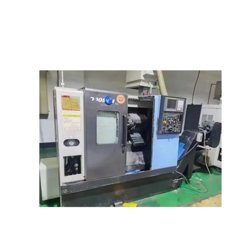 3 Achsen DOOSAN LYNX225 CNC-Drehmaschine mit großen Funktionen Bearbeitungs drehmaschine