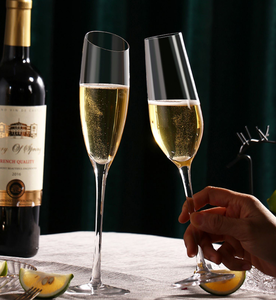 Vente Directe Usine Verres à Flûte à Champagne de Luxe en Cristal Vintage Européens pour Fête de Mariage - Product Image 4
