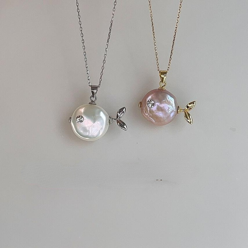 Golden rule fish (white pearl)