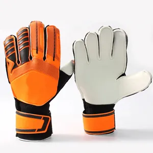 ถุงมือผู้รักษาประตูฟุตบอลคุณภาพสูงกันลื่น PU ยี่ห้อ Oxygen Sports ป้องกันนิ้วมือ  รับทำโลโก้ สีและขนาดให้เลือก - Product Image 6