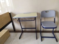 Bureau et chaise pour enfants étudiants