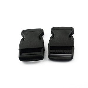 หัวเข็มขัดปลดเร็วสีดำ เส้นผ่านศูนย์กลางภายใน 32 มม. ทนทานต่อการสึกหรอ สำหรับกระเป๋า เป้สะพายหลัง เสื้อผ้า และอุปกรณ์เสริม ทำจากพลาสติก POM - Product Image 1