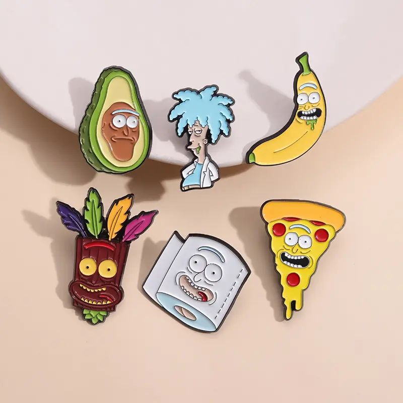 Lindos alfileres de comida de dibujos animados fruta aguacate alfileres de esmalte personaje de anime papel higiénico broche divertido