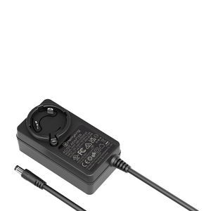 Adaptateur <span class=keywords><strong>secteur</strong></span> universel AC/DC 5V 1.25A 6.25W en matériau <span class=keywords><strong>PC</strong></span> pour haut-parleur, routeur, LED - Product Image 1