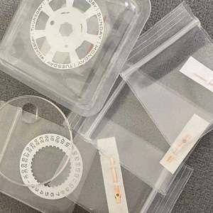 Montre pour homme personnalisée en or avec cadran blanc de 40 mm, verre saphir, calendrier perpétuel, aiguille, bracelet de 22 mm, mouvement mécanique automatique - Product Image 4