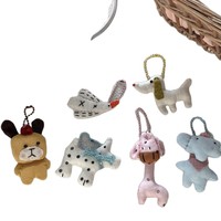 Porte-clés en lin cousu main INS, mignon, girafe, oie, lion, peluche, breloque de sac vintage coréen, petite poupée douce, cadeau, ornement