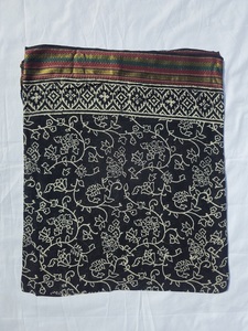 ผู้ค้าส่งชุดว่ายน้ำบิกินี่ลายใบไม้พิมพ์ลายไม้แท้ทำมือสำหรับผู้หญิง ผ้าฝ้าย 100% น้ำหนักเบา ชุดชายหาดสวยหรู - Product Image 2