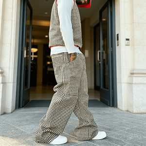 Completo Sportivo da Uomo con Logo Personalizzato, Stile Y2K, Gilet Senza Maniche a Pied-de-Poule e Pantaloni Larghi, Abbigliamento Streetwear - Product Image 4
