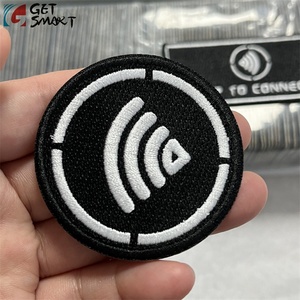 Etiquetas NFC personalizadas para prendas de vestir, tejidas, de silicona, PVC, cuero, con transferencia térmica. - Product Image 1
