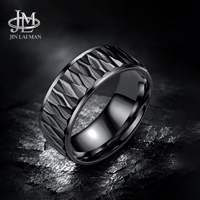 JLM Premium Großhandel Titan-Stahl Gravierter Geometrischer Rhombus Strukturierter Ring für Männer Frauen Ehering Unisex Punk-Schmuck