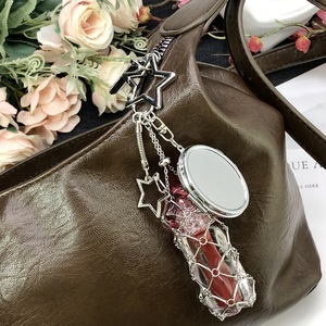 Bolso de malla de acero inoxidable para lápiz labial, estilo <span class=keywords><strong>Instagram</strong></span>, moderno y portátil, con llavero y espejo colgante, muy vendido para mujeres. - Product Image 1