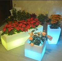 Maceta con Luz LED Inteligente IP65 Resistente a la Intemperie, 16 Colores RGB, Funciona con Batería, para Exteriores, Terraza, Jardín, Pared, Paisajismo