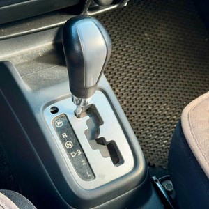 Suzuki <span class=keywords><strong>Jimny</strong></span> automatique d'<span class=keywords><strong>occasion</strong></span> à vendre, modèle 2012 1.3L JLX avec navigation, SUV d'<span class=keywords><strong>occasion</strong></span> pas cher, 4 places, bon état, petites voitures pour adultes - Product Image 5