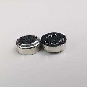1.5v batterie a bottone alcalino AG4 377A 377 LR626 LR66 batteria orologio - Product Image 1