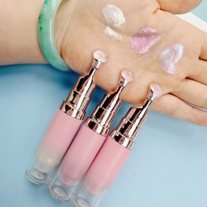 ลิปกลอสเนื้อลิควิดสีชัดเจน สูตรวีแกน แบรนด์ส่วนตัว พร้อมหัวนวดน่ารัก - Product Image 3