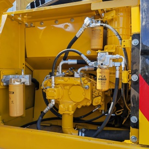 Excavadora de cadenas Caterpillar 320D usada de 20 toneladas, modelo 2022, motor japonés, bomba de engranajes, excelente estado, componentes originales - Product Image 4