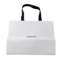 Sac en papier blanc de luxe, logo noir minimaliste, texture premium, emballage pour le commerce de détail, vêtements, accessoires, cadeaux