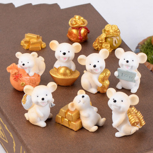 Adornos de ratas de dibujos animados en miniatura de resina con lingotes de oro y monedas, decoración de estilo chino para bonsáis y llaveros - Product Image 1