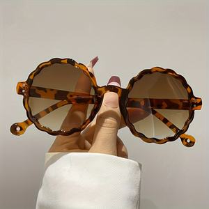 Nuevas <span class=keywords><strong>Gafas</strong></span> Redondas Retro a la Moda <span class=keywords><strong>para</strong></span> Mujer y <span class=keywords><strong>Hombre</strong></span>, Estilo de Montura de Encaje Premium, <span class=keywords><strong>Gafas</strong></span> Modernas Multiusos <span class=keywords><strong>para</strong></span> Uso Diario - Product Image 1