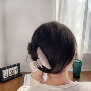 Nuevo Clip para el Cabello con Diseño de Tiburón en Acrílico Brillante, Elegante Pinza para el Cabello, Accesorio para el Cabello para Mujer - Product Image 2