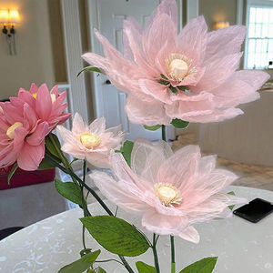 Nouveau design Ouverture et fermeture automatiques Fleurs géantes en soie Vitrine de mariage Accessoires de support de fleurs géantes Fleur en organza géante - Product Image 2