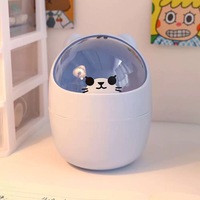 Organisateur de bureau en plastique en forme d'ours de dessin animé mignon avec porte-stylo et poubelle de bureau pour rangement
