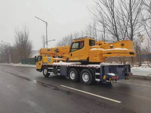 Grúa Montada en Camión XCT25L5 de 25 Toneladas con Pluma en U de 5 Secciones para Aplicaciones de Construcción e Industriales - Product Image 4