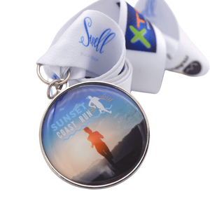 Médaille d'autocollant époxy personnalisé pour le tournoi <span class=keywords><strong>de</strong></span> ringuette Canada Spruce Grove Sweetheart avec placage d'or et frais <span class=keywords><strong>de</strong></span> moulage gratuits - Product Image 3