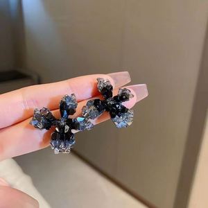 925 Silver Needle Korean Fashion <b>Crystal</b> Flower <b>Earrings</b> for Women Jewelry 2025 Trending Luxury <b>Crystals</b> Geometric <b>Stud</b> <b>Earrings</b> - Product Image 5