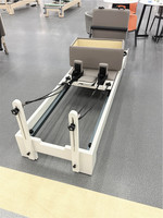 Reformer de Pilates Comercial de Alta Calidad para Estudio, con Asa Interior, Madera de Arce