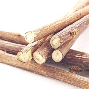Bastoncini di Actinidia Polygama Essiccati Naturali a Prezzo all'Ingrosso, Bastoncini di Silver Vine, Bastoncini di Matatabi - Bastoncini Premium Silvervine per Gatti - Product Image 2