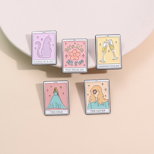 Broche de esmalte creativo con diseño de carta de <span class=keywords><strong>tarot</strong></span>, rosa, con temática musical, pin de solapa, insignia para mochila, accesorios de ropa, regalo para amigos - Product Image 1