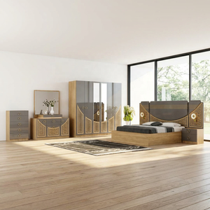 Suite da Camera da Letto Personalizzabile in 6 Pezzi, Mobili Pieghevoli per Appartamenti, Ville o Case Vacanza, Molto Conveniente - Product Image 5