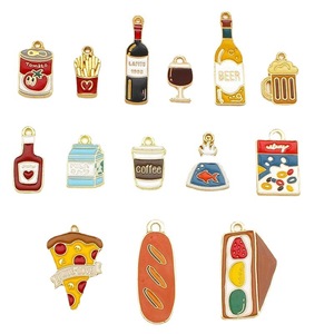 Breloques Métalliques DIY Kawaii Dessin Animé Style Occidental, Motifs Alimentaires Simulés (Bière Gourmande, Vin Rouge, Verres à Café), pour Décoration de Coques de Téléphone et Projets Créatifs - Product Image 5