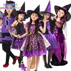 Costume de Sorcière HESPER pour Filles, Design Rétro Gothique pour Jeu de Rôle, Noël, TV – Comprend Robes, Jupes, Haut à Capuche, Cape - Product Image 1