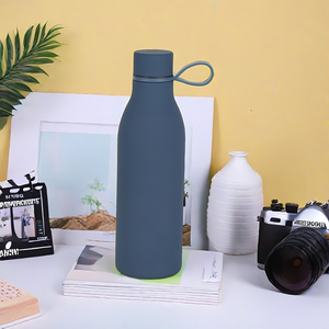 Botella de Agua Aislada al Vacío de Acero Inoxidable de 550 ml, Termo Térmico a Prueba de Fugas con Tapa, Botella Portátil para Viajes y Oficina - Product Image 5