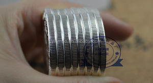 Paper Is Poverty Coin Moneda de token de alta calidad chapada en plata - Product Image 4