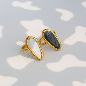 JZ308 Bague Femme Goutte d'Huile Blanche en Acier Inoxydable, Style Vintage Européen et Américain, Géométrique, Pierre Naturelle, Unique et Tendance - Product Image 5