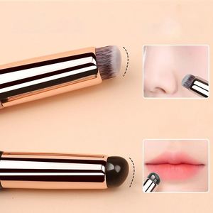 แปรงซิลิโคนแบบพกพา 2-in-1 สำหรับปกปิดริมฝีปากและรอบดวงตา รับทำโลโก้ตามสั่ง ขายส่ง สำหรับงานเพ้นท์เล็บและแต่งหน้า ใช้ได้กับลิปสติก - Product Image 4