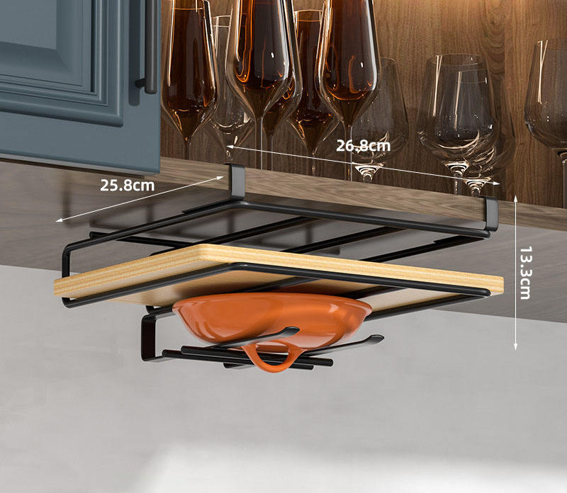 ที่จับฝาหม้อสีดำและที่วางเขียง