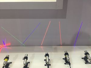 โมดูลเลเซอร์เส้นปรับได้ 635nm 650nm 20mW 50mW 100mW 30 องศา 60 องศา เลเซอร์เส้นสีแดง - Product Image 4