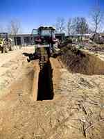 Zanjadora de Cadena Montada en Tractor con Enganche de 3 Puntos, Accionada por Toma de Fuerza (PTO) para Cables, Tuberías de Agua y Gas, y Zanjado en Suelos Arenosos y Campos Agrícolas