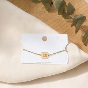 Bracciale in acciaio inossidabile placcato oro con ciondolo a forma di lettera R, gioiello alla moda per donna - Product Image 2