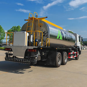 Camión Distribuidor de Asfalto HOWO de 10 Ruedas con 371HP y 336HP, Sincronizador de Grava y Asfalto, con Bomba como Componente Principal - Product Image 5