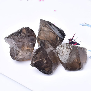 Vente en gros de pierres de guérison naturelles en quartz rose mélangées avec d'autres cristaux de pierre brute artisanale pour les mariages et les cadeaux - Product Image 3