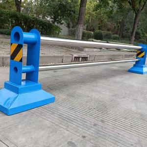 Barrera de Seguridad Vial Urbana, Barrera de Aislamiento Hombre-Vehículo, Barrera de Tráfico, Valla de Protección, Barandilla <span class=keywords><strong>Municipal</strong></span> de Acero Inoxidable Azul - Product Image 2
