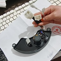 Générateur à essence sans balais Ezhiyuan AVR7-8KW monophasé/triphasé avec alternateur et pièces de rechange